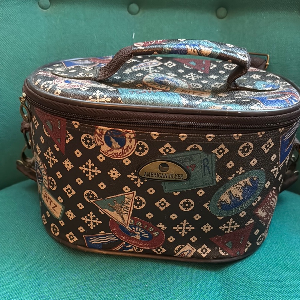 American Flyer Luggage Label Patterned  Traincase Travel Bag